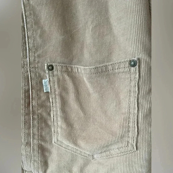 Levi’s original Sherpa corduroy trucker jacket, color - safari tan; size S - Picture 6 of 12